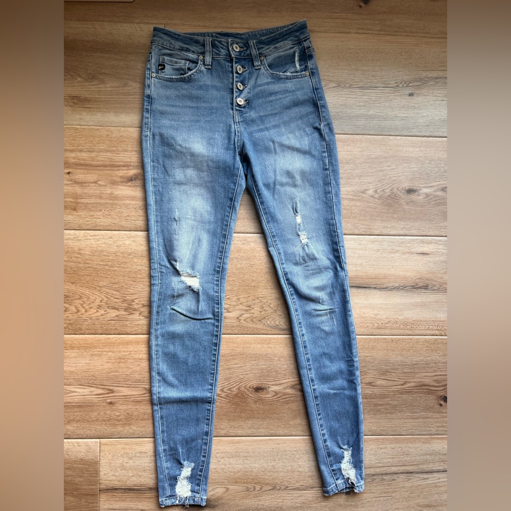 KanCan - Women's Distressed Blue Jeans